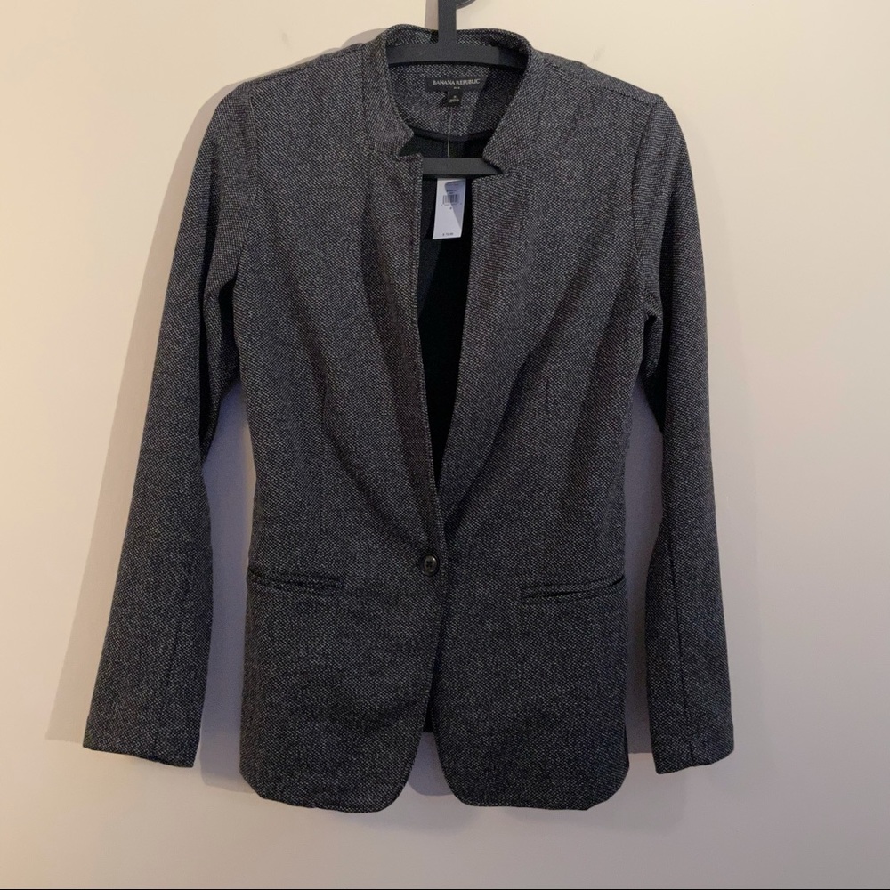 NWT Banana Republic Light Blazer in women’s s